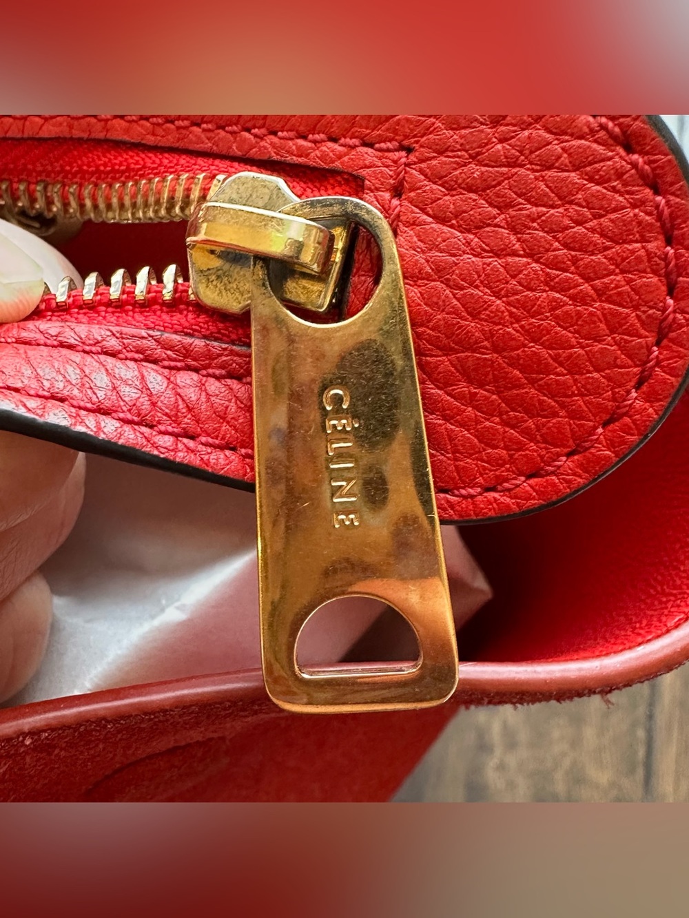 CELINE Red Grained Leather And Suede Medium Trapeze Bag - Picture 5 of 16